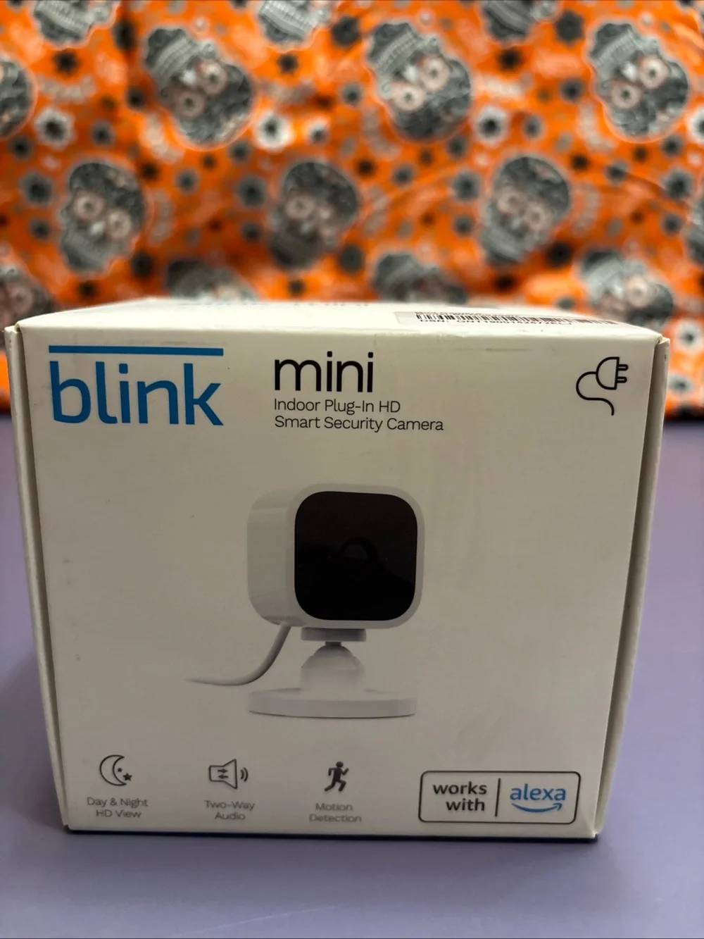 Blink Mini Indoor Plug-In HD Smart Security Camera - White